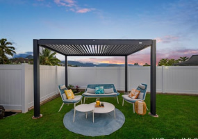990 Apokula Place,Kailua,Hawaii,96734,4 ベッドルーム ベッドルーム,2 バスルームバスルーム,一戸建て,Apokula,18201405