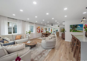 990 Apokula Place,Kailua,Hawaii,96734,4 ベッドルーム ベッドルーム,2 バスルームバスルーム,一戸建て,Apokula,18201405
