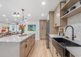 990 Apokula Place,Kailua,Hawaii,96734,4 ベッドルーム ベッドルーム,2 バスルームバスルーム,一戸建て,Apokula,18201405