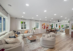 990 Apokula Place,Kailua,Hawaii,96734,4 ベッドルーム ベッドルーム,2 バスルームバスルーム,一戸建て,Apokula,18201405