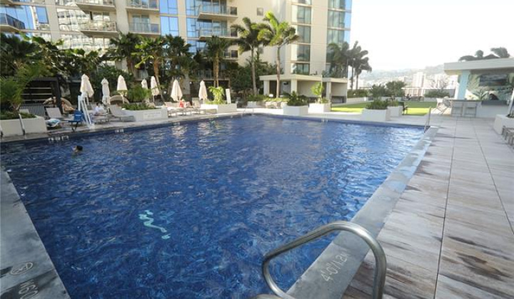 1388 Kapiolani Boulevard,Honolulu,Hawaii,96814,2 Bedrooms Bedrooms,2 BathroomsBathrooms,Condo/Townhouse,Kapiolani,10,19370308