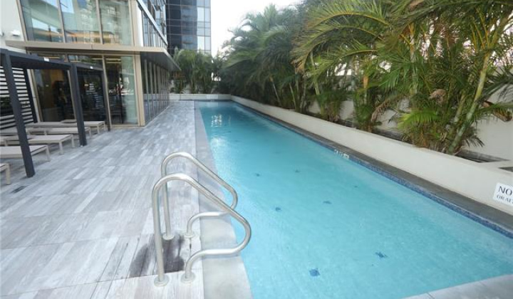 1388 Kapiolani Boulevard,Honolulu,Hawaii,96814,2 Bedrooms Bedrooms,2 BathroomsBathrooms,Condo/Townhouse,Kapiolani,10,19370308