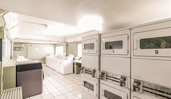 2211 Ala Wai Boulevard,Honolulu,Hawaii,96815,1 Bedroom Bedrooms,1 BathroomBathrooms,Condo/Townhouse,Ala Wai,31,19370469