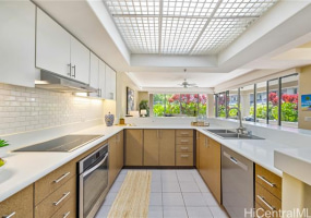 1 Keahole Place,Honolulu,Hawaii,96825,3 ベッドルーム ベッドルーム,2 バスルームバスルーム,コンド / タウンハウス,Keahole,1,18201597