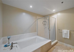 1 Keahole Place,Honolulu,Hawaii,96825,3 ベッドルーム ベッドルーム,2 バスルームバスルーム,コンド / タウンハウス,Keahole,1,18201597
