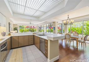 1 Keahole Place,Honolulu,Hawaii,96825,3 ベッドルーム ベッドルーム,2 バスルームバスルーム,コンド / タウンハウス,Keahole,1,18201597