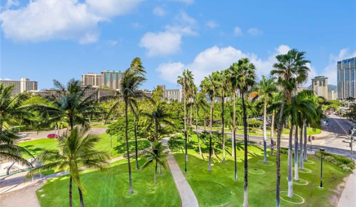 2161 Kalia Road,Honolulu,Hawaii,96815,2 Bedrooms Bedrooms,2 BathroomsBathrooms,Condo/Townhouse,Kalia,1,18201919