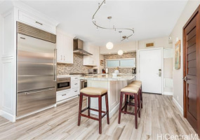 2161 Kalia Road,Honolulu,Hawaii,96815,2 Bedrooms Bedrooms,2 BathroomsBathrooms,Condo/Townhouse,Kalia,1,18201919