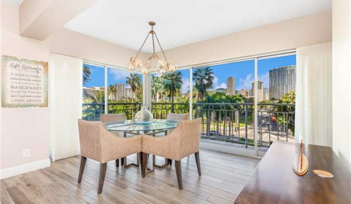2161 Kalia Road,Honolulu,Hawaii,96815,2 Bedrooms Bedrooms,2 BathroomsBathrooms,Condo/Townhouse,Kalia,1,18201919