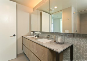 1000 Auahi Streets,Honolulu,Hawaii,96814,1 Bedroom Bedrooms,1 BathroomBathrooms,Condo/Townhouse,Auahi,37,18202127