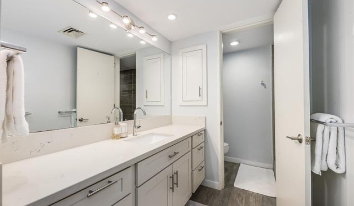 4999 Kahala Avenue,Honolulu,Hawaii,96816,2 Bedrooms Bedrooms,2 BathroomsBathrooms,Condo/Townhouse,Kahala,1,18202376