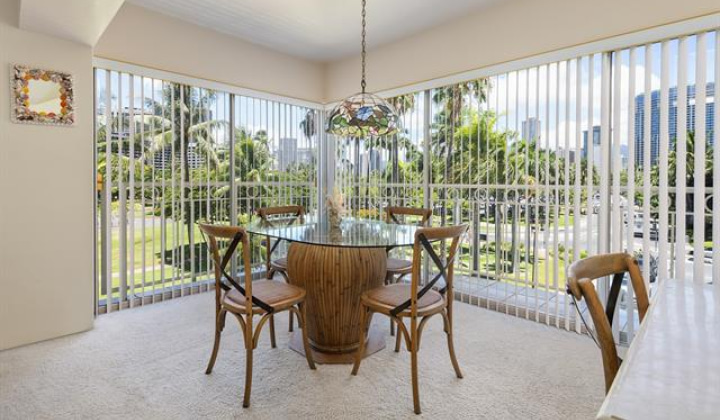 2161 Kalia Road,Honolulu,Hawaii,96815,2 Bedrooms Bedrooms,1 BathroomBathrooms,Condo/Townhouse,Kalia,3,18203522