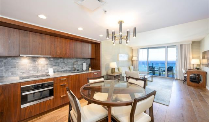 383 Kalaimoku Street,Honolulu,Hawaii,96815,1 Bedroom Bedrooms,1 BathroomBathrooms,Condo/Townhouse,Kalaimoku,31,18203647