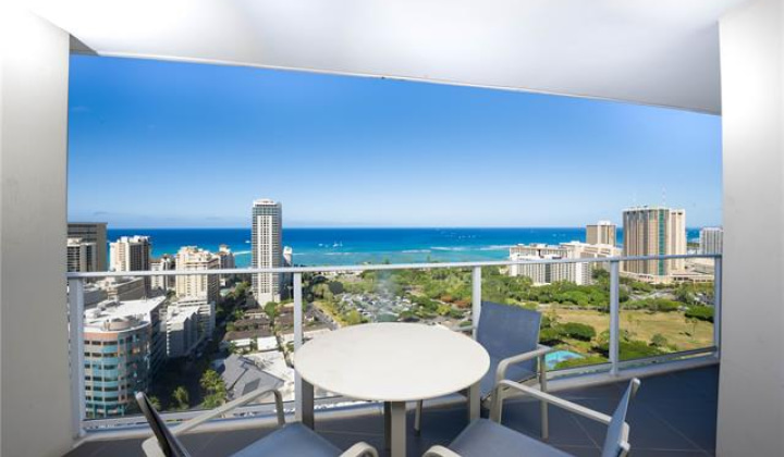 383 Kalaimoku Street,Honolulu,Hawaii,96815,1 Bedroom Bedrooms,1 BathroomBathrooms,Condo/Townhouse,Kalaimoku,31,18203647
