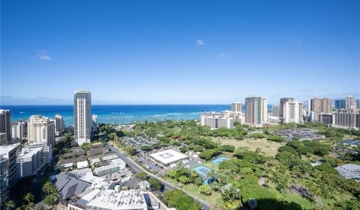 383 Kalaimoku Street,Honolulu,Hawaii,96815,1 Bedroom Bedrooms,1 BathroomBathrooms,Condo/Townhouse,Kalaimoku,31,18203647