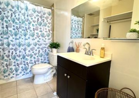 1188 Bishop Street,Honolulu,Hawaii,96813,1 Bedroom Bedrooms,1 BathroomBathrooms,Condo/Townhouse,Bishop,29,17796435