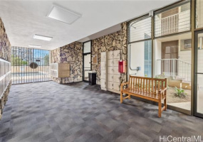 1702 Kewalo Street,Honolulu,Hawaii,96822,2 Bedrooms Bedrooms,1 BathroomBathrooms,Condo/Townhouse,Kewalo,4,18204881