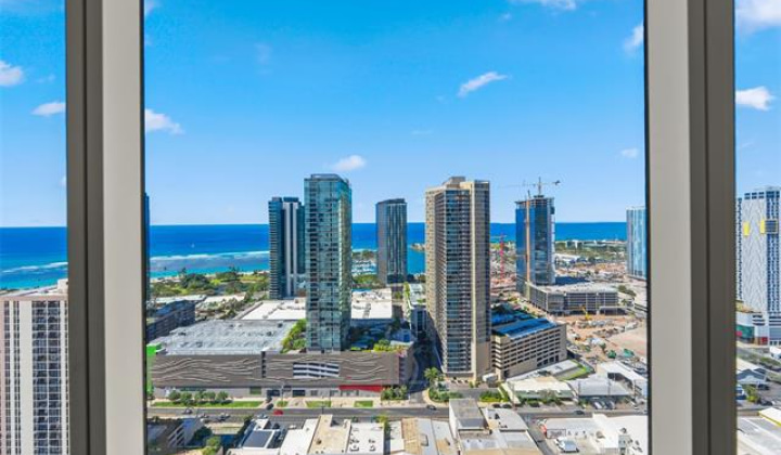 1009 Kapiolani Boulevard,Honolulu,Hawaii,96814,1 ベッドルーム ベッドルーム,1 バスルームバスルーム,コンド / タウンハウス,Kapiolani,40,18668083