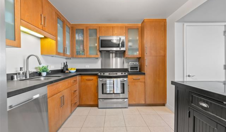 1009 Kapiolani Boulevard,Honolulu,Hawaii,96814,1 ベッドルーム ベッドルーム,1 バスルームバスルーム,コンド / タウンハウス,Kapiolani,40,18668083