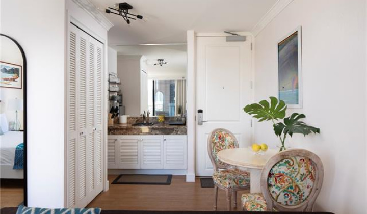 440 Olohana Street,Honolulu,Hawaii,96815,1 BathroomBathrooms,Condo/Townhouse,Olohana,17,18205360