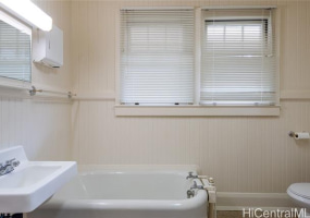 1616 Makiki Street,Honolulu,Hawaii,96822,3 Bedrooms Bedrooms,2 BathroomsBathrooms,Single family,Makiki,18205720