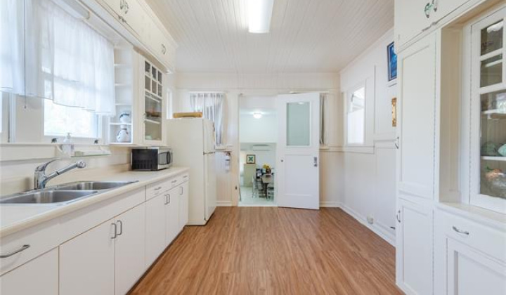 1616 Makiki Street,Honolulu,Hawaii,96822,3 Bedrooms Bedrooms,2 BathroomsBathrooms,Single family,Makiki,18205720