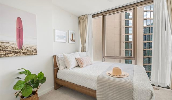 1388 Kapiolani Boulevard,Honolulu,Hawaii,96814,2 Bedrooms Bedrooms,2 BathroomsBathrooms,Condo/Townhouse,Kapiolani,33,18206638