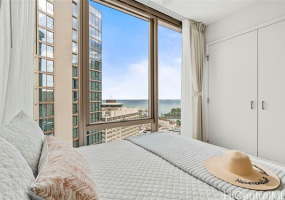 1388 Kapiolani Boulevard,Honolulu,Hawaii,96814,2 Bedrooms Bedrooms,2 BathroomsBathrooms,Condo/Townhouse,Kapiolani,33,18206638