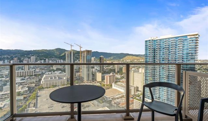 1388 Kapiolani Boulevard,Honolulu,Hawaii,96814,2 Bedrooms Bedrooms,2 BathroomsBathrooms,Condo/Townhouse,Kapiolani,33,18206638