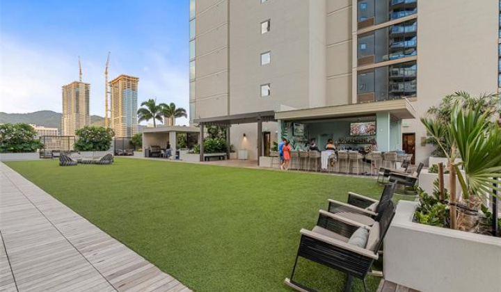 1388 Kapiolani Boulevard,Honolulu,Hawaii,96814,2 Bedrooms Bedrooms,2 BathroomsBathrooms,Condo/Townhouse,Kapiolani,33,18206638