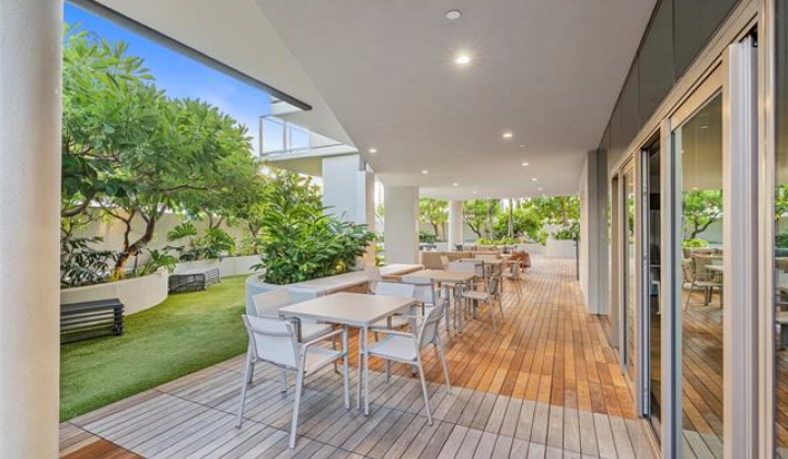 1388 Kapiolani Boulevard,Honolulu,Hawaii,96814,2 Bedrooms Bedrooms,2 BathroomsBathrooms,Condo/Townhouse,Kapiolani,33,18206638