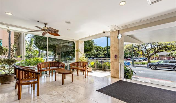 134 Kapahulu Avenue,Honolulu,Hawaii,96815,1 バスルームバスルーム,コンド / タウンハウス,Kapahulu,3,18670744