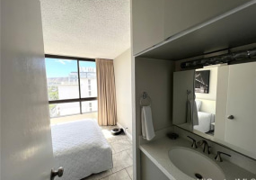320 Liliuokalani Avenue,Honolulu,Hawaii,96815,2 ベッドルーム ベッドルーム,1 バスルームバスルーム,コンド / タウンハウス,Liliuokalani,11,18207334