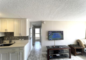 320 Liliuokalani Avenue,Honolulu,Hawaii,96815,2 ベッドルーム ベッドルーム,1 バスルームバスルーム,コンド / タウンハウス,Liliuokalani,11,18207334