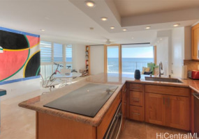 2987 Kalakaua Avenue,Honolulu,Hawaii,96815,1 Bedroom Bedrooms,1 BathroomBathrooms,Condo/Townhouse,Kalakaua,7,18207563