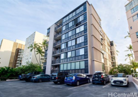 2987 Kalakaua Avenue,Honolulu,Hawaii,96815,1 Bedroom Bedrooms,1 BathroomBathrooms,Condo/Townhouse,Kalakaua,7,18207563