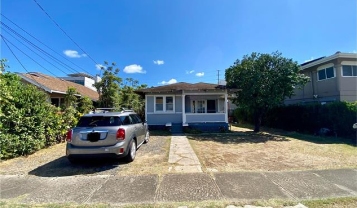 1919 Coyne Street,Honolulu,Hawaii,96826,3 Bedrooms Bedrooms,2 BathroomsBathrooms,Single family,Coyne,18207593