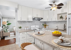 2222 Aloha Drive,Honolulu,Hawaii,96815,2 Bedrooms Bedrooms,2 BathroomsBathrooms,Condo/Townhouse,Aloha,5,18208089
