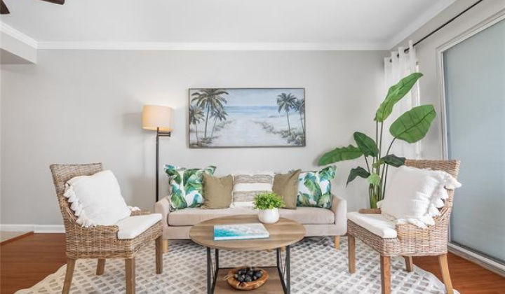 2222 Aloha Drive,Honolulu,Hawaii,96815,2 Bedrooms Bedrooms,2 BathroomsBathrooms,Condo/Townhouse,Aloha,5,18208089