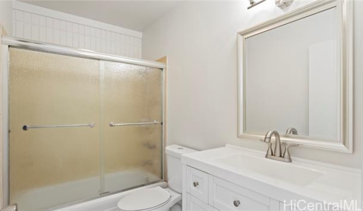 822 Koko Isle Circle,Honolulu,Hawaii,96825,4 Bedrooms Bedrooms,3 BathroomsBathrooms,Condo/Townhouse,Koko Isle,1,18208186
