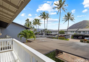 822 Koko Isle Circle,Honolulu,Hawaii,96825,4 Bedrooms Bedrooms,3 BathroomsBathrooms,Condo/Townhouse,Koko Isle,1,18208186
