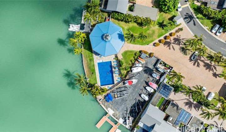 822 Koko Isle Circle,Honolulu,Hawaii,96825,4 Bedrooms Bedrooms,3 BathroomsBathrooms,Condo/Townhouse,Koko Isle,1,18208186