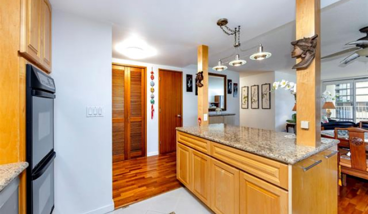 1350 Ala Moana Boulevard,Honolulu,Hawaii,96814,2 Bedrooms Bedrooms,2 BathroomsBathrooms,Condo/Townhouse,Ala Moana,8,18208411