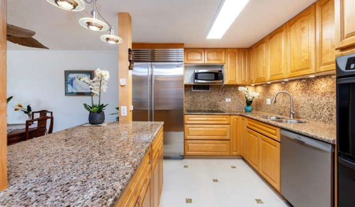 1350 Ala Moana Boulevard,Honolulu,Hawaii,96814,2 Bedrooms Bedrooms,2 BathroomsBathrooms,Condo/Townhouse,Ala Moana,8,18208411