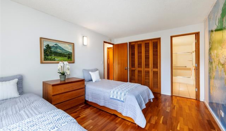 1350 Ala Moana Boulevard,Honolulu,Hawaii,96814,2 Bedrooms Bedrooms,2 BathroomsBathrooms,Condo/Townhouse,Ala Moana,8,18208411
