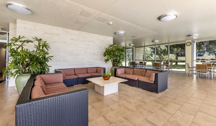 1350 Ala Moana Boulevard,Honolulu,Hawaii,96814,2 Bedrooms Bedrooms,2 BathroomsBathrooms,Condo/Townhouse,Ala Moana,8,18208411