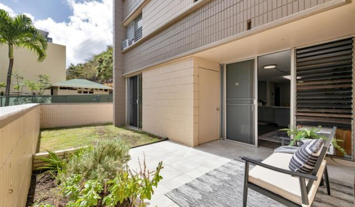 3215 Ala Ilima Street,Honolulu,Hawaii,96818,3 ベッドルーム ベッドルーム,2 バスルームバスルーム,コンド / タウンハウス,Ala Ilima,1,18208476