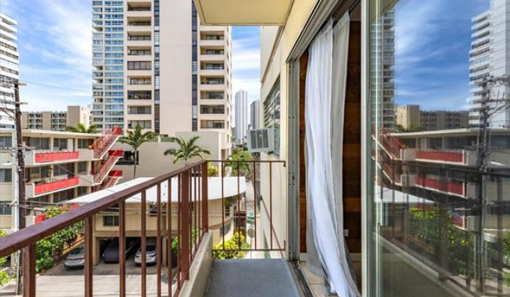 222 Kaiulani Avenue,Honolulu,Hawaii,96815,2 ベッドルーム ベッドルーム,1 バスルームバスルーム,コンド / タウンハウス,Kaiulani,4,19378226