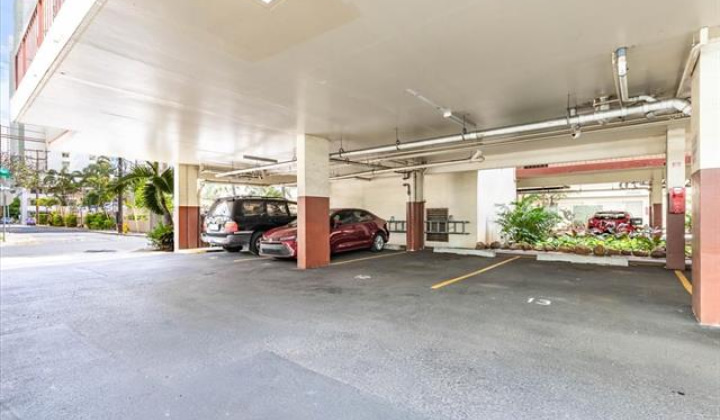 222 Kaiulani Avenue,Honolulu,Hawaii,96815,2 ベッドルーム ベッドルーム,1 バスルームバスルーム,コンド / タウンハウス,Kaiulani,4,19378226
