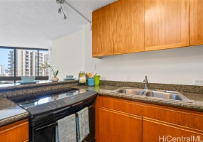 300 Wai Nani Way,Honolulu,Hawaii,96815,1 ベッドルーム ベッドルーム,1 バスルームバスルーム,コンド / タウンハウス,Wai Nani,11,18208704